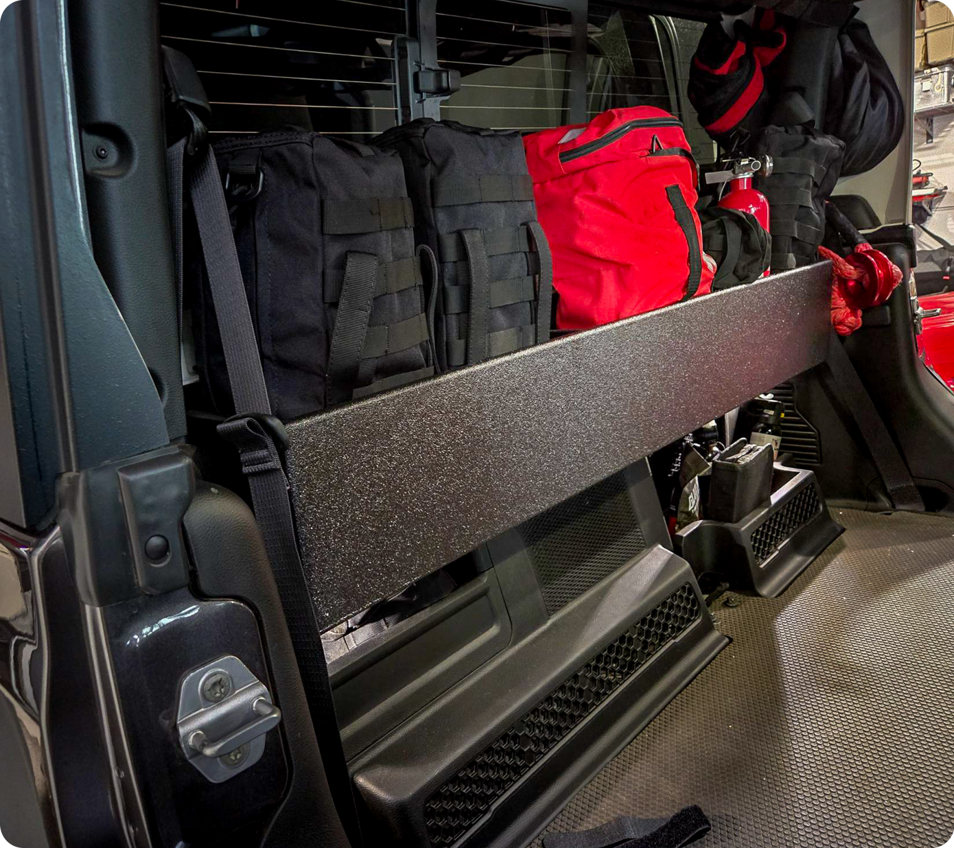Rear Wall Shelf – backseatdelete